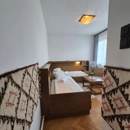 Guest house Sophie's 3*